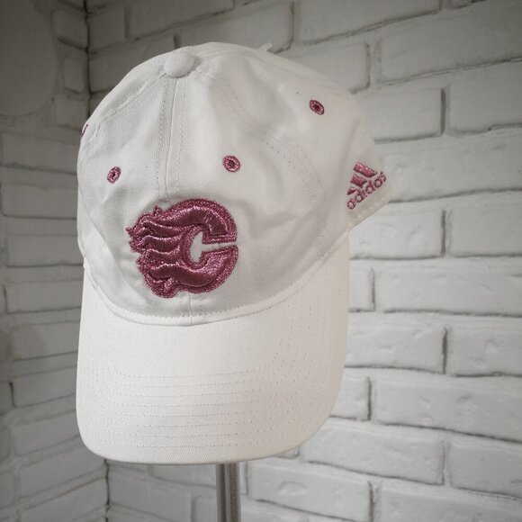 Adidas Authentic NHL Women's Collection Calgary Flames White & Pink Baseball Hat - Picture 1 of 6